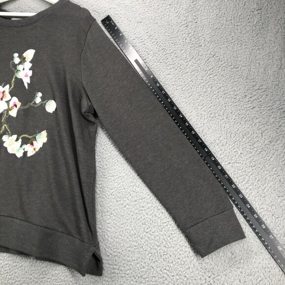 WD.NY Sweater Womens Size 2X Embroidered Floral Gray Crew Pullover Long Sleeve - Picture 15 of 16